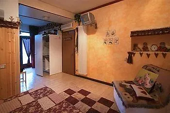 Ai Due Pini B&B Pescantina 0*,  Italy