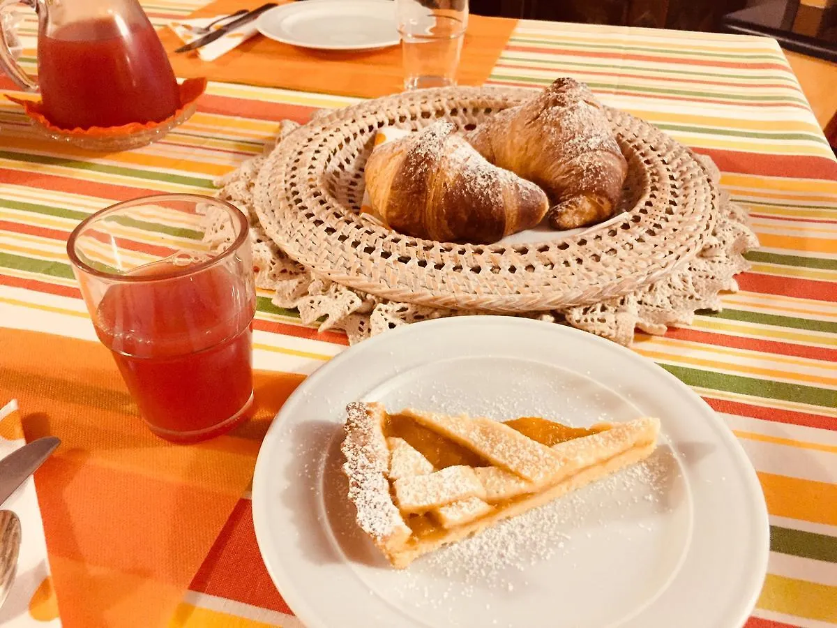 Bed & Breakfast Ai Due Pini B&B Pescantina