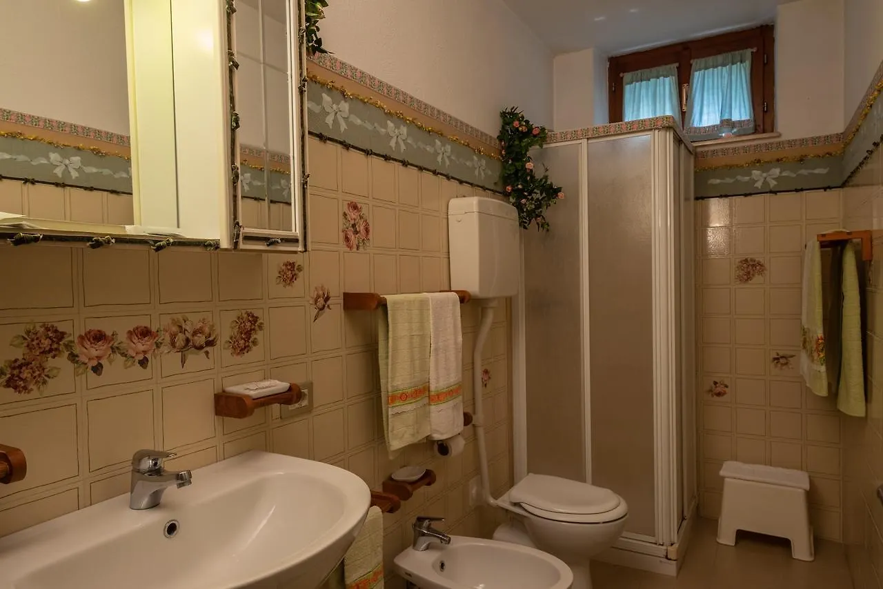 Ai Due Pini B&B Pescantina Bed & Breakfast